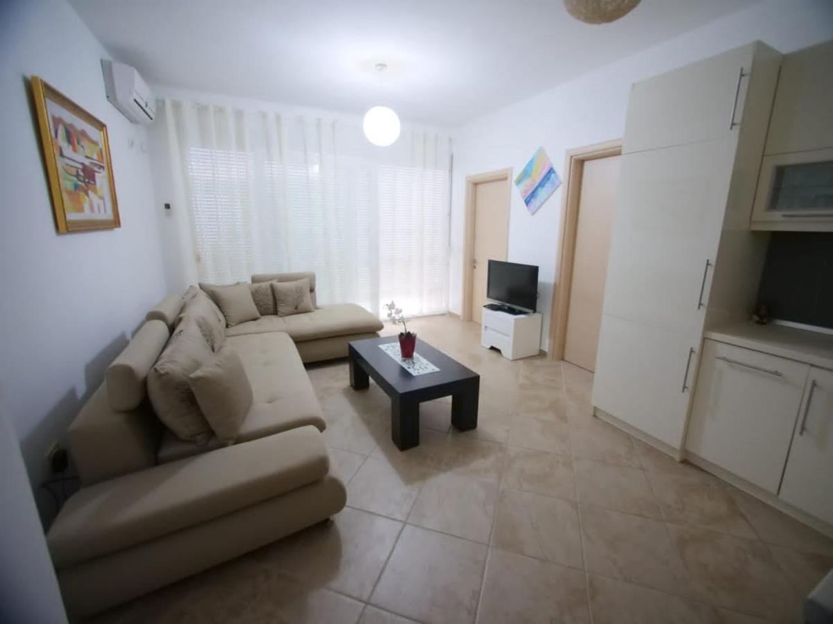 Sunset Apartment Saranda Bay Ngoại thất bức ảnh
