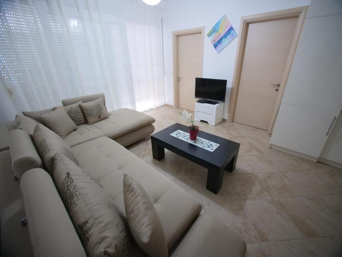Sunset Apartment Saranda Bay Ngoại thất bức ảnh