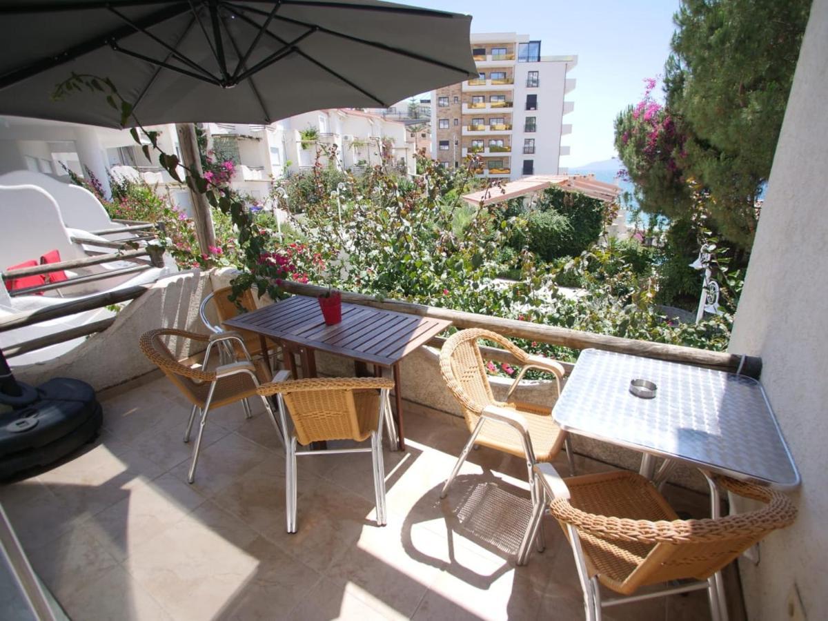 Sunset Apartment Saranda Bay Ngoại thất bức ảnh