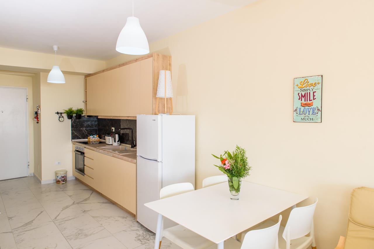 Sunset Apartment Saranda Bay Ngoại thất bức ảnh