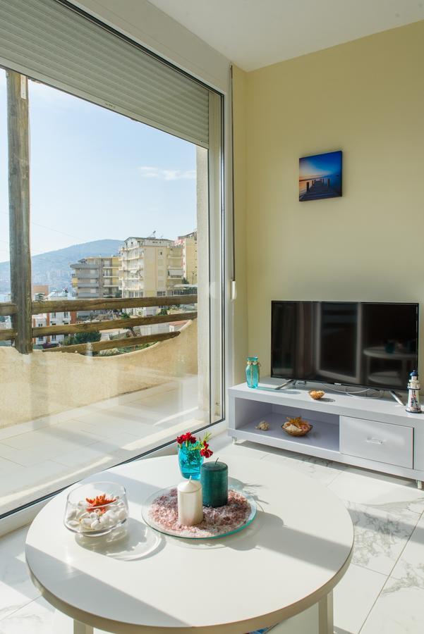 Sunset Apartment Saranda Bay Ngoại thất bức ảnh