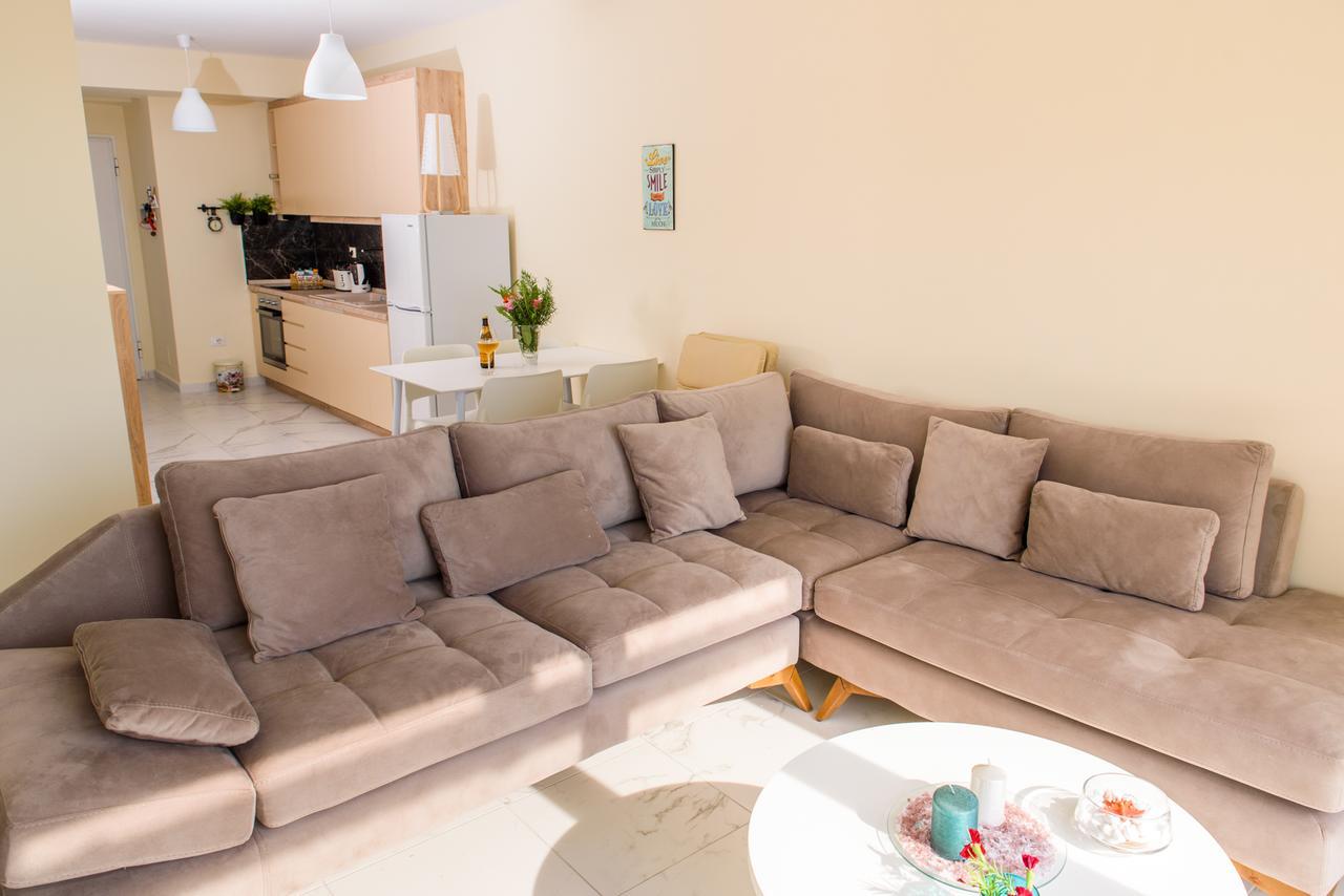 Sunset Apartment Saranda Bay Ngoại thất bức ảnh