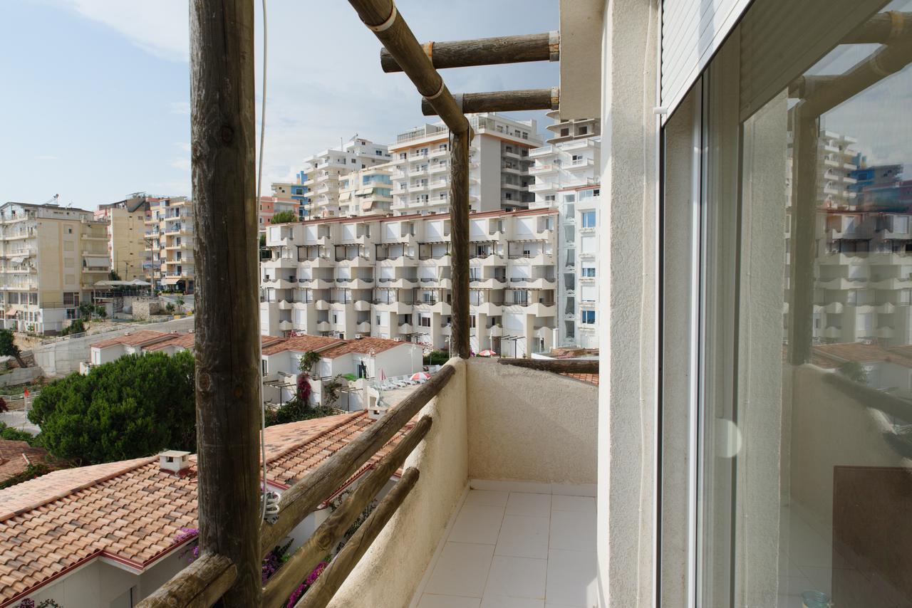 Sunset Apartment Saranda Bay Ngoại thất bức ảnh