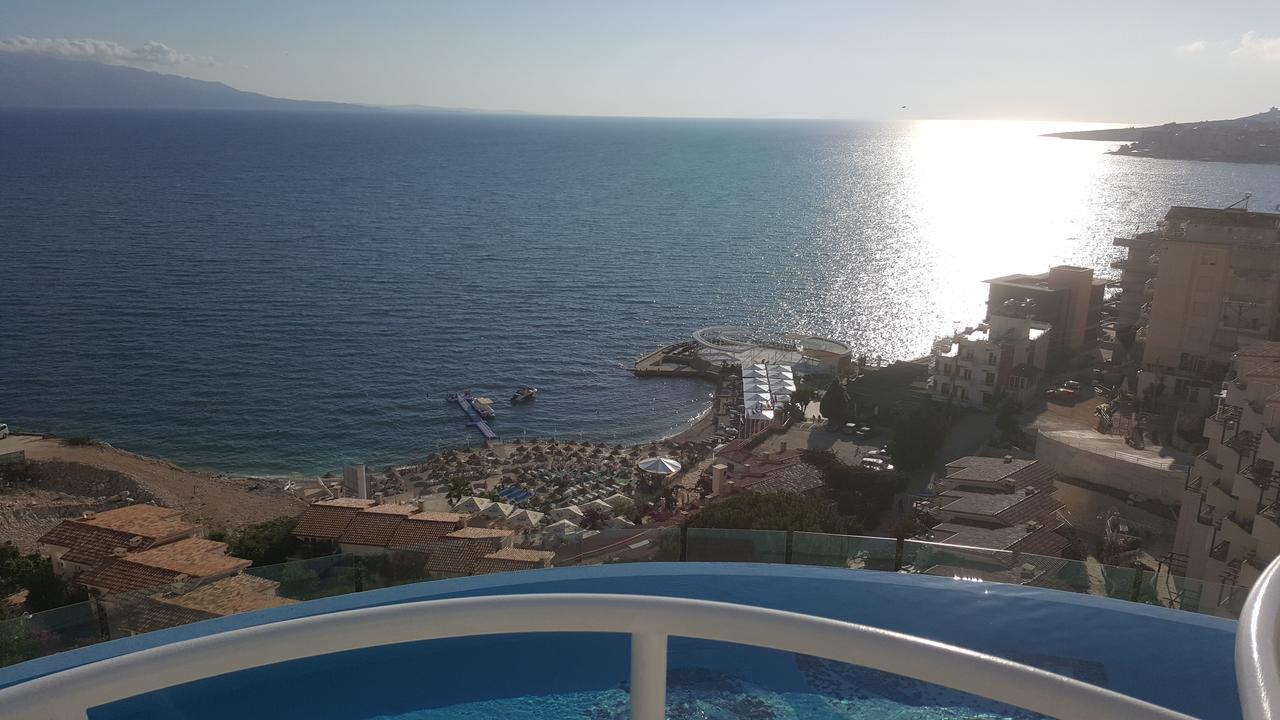 Sunset Apartment Saranda Bay Ngoại thất bức ảnh