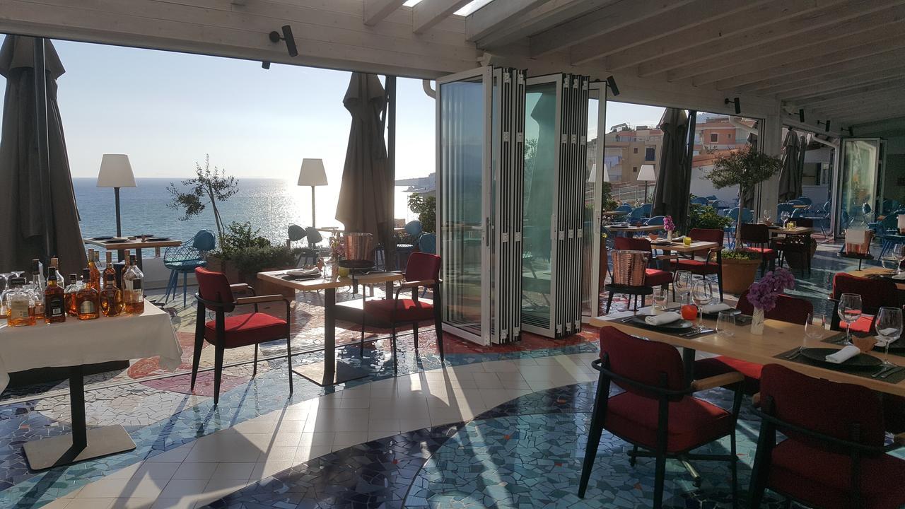 Sunset Apartment Saranda Bay Ngoại thất bức ảnh